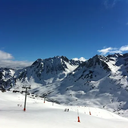 Des Pyrenees Penzion 3*