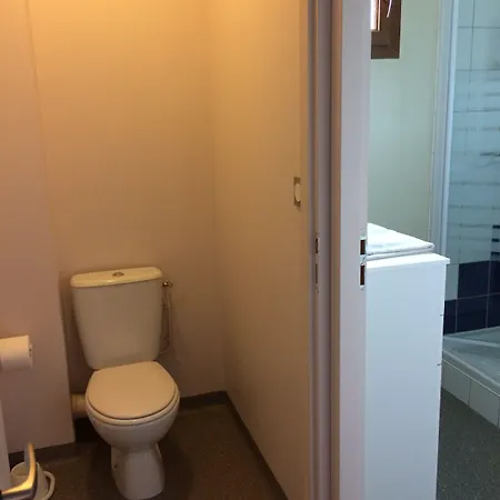 Des Pyrenees Han/Misafirhane